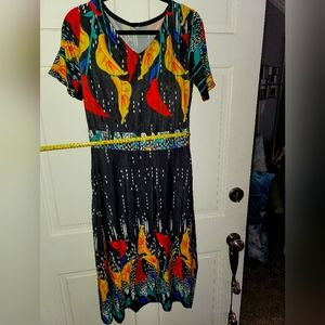 Women's floral dress, fits like large/xlarge